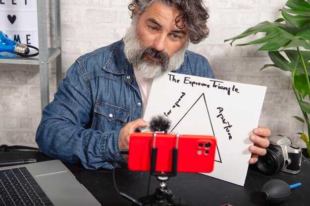 Выдающаяся игра актеров