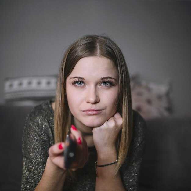 Как cinematography влияет на общую атмосферу сериала?