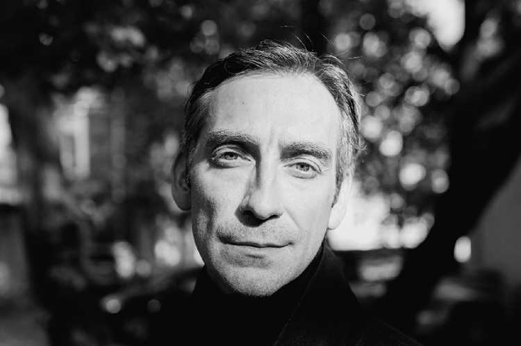 Творческий процесс: кто стоит за созданием сериала?